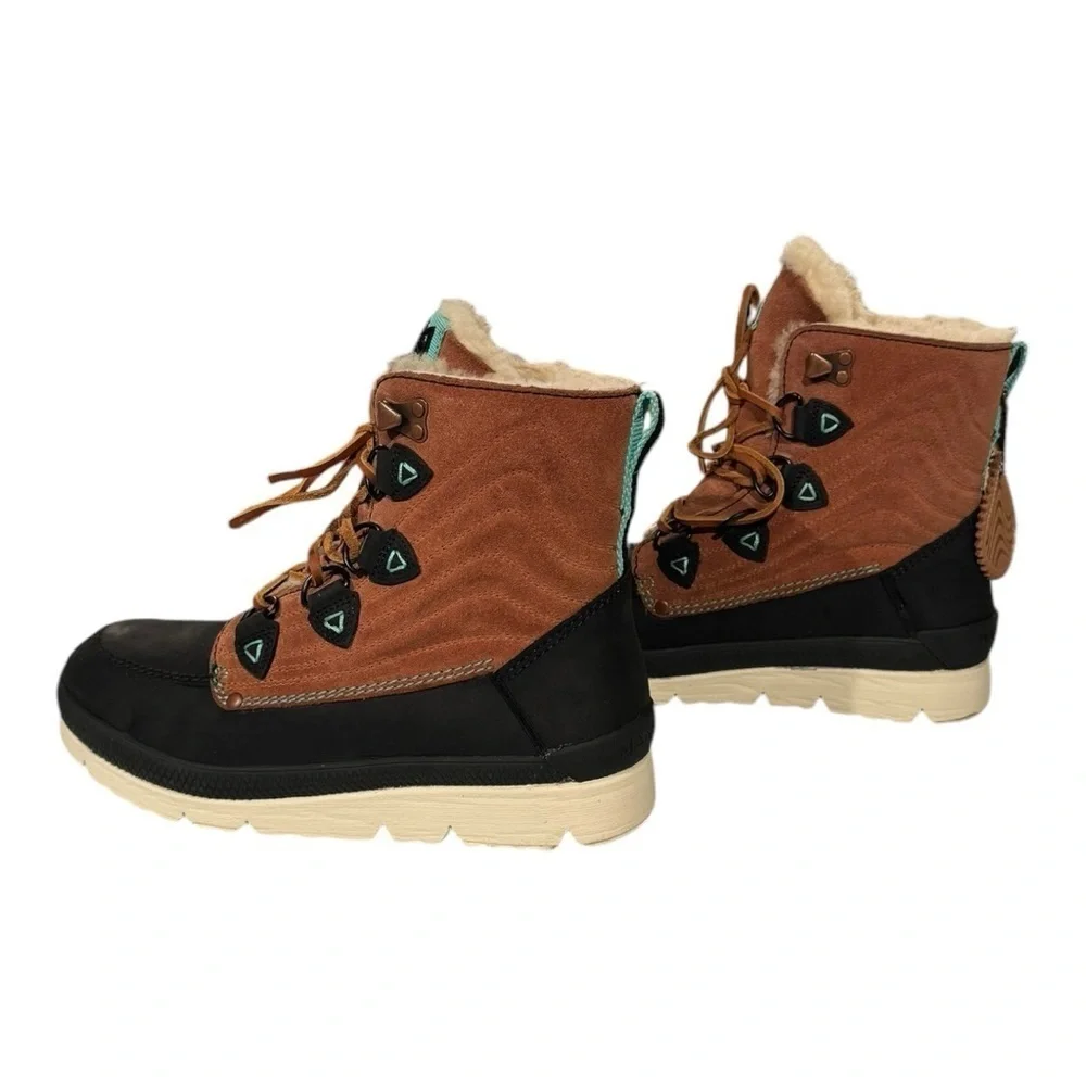 MANITOBAH Mukluks Mesa Waterproof Lined Winter Boots Shearling Lined Size 9.5
